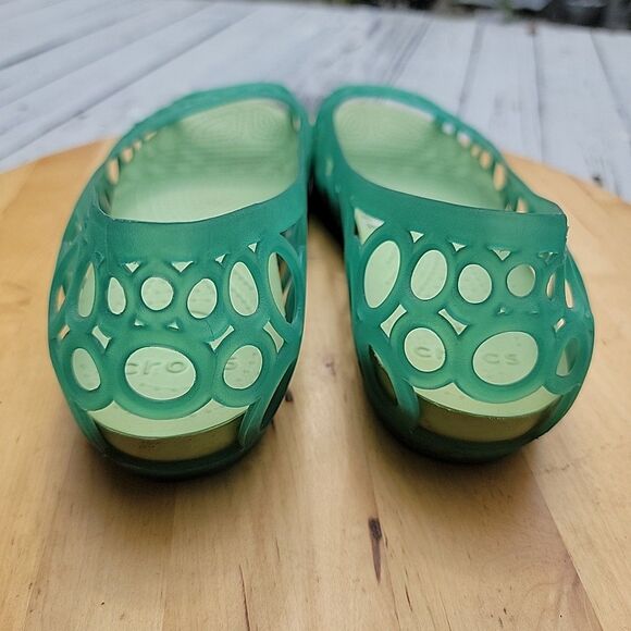 CROCS Womens Adrina III Flat Size 11 Green Slip On Sandal Shoe Cutouts Peep Toe - Picture 4 of 7